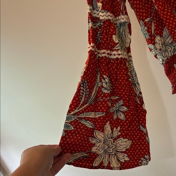 Jessica Simpson Red Floral Blouse - Picture 3 of 6